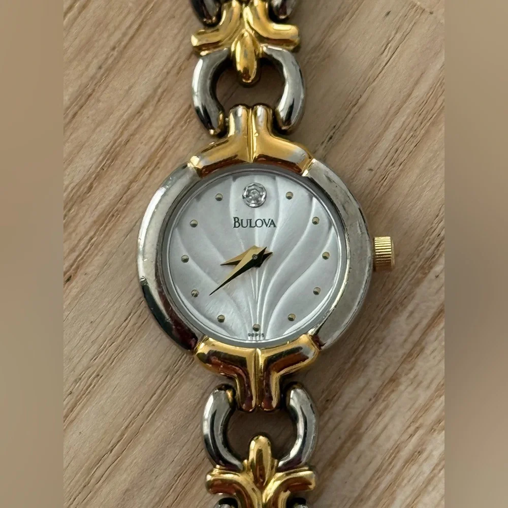 Bulova Diamond Vintage Ladies Watch Two-Tone Bracelet Case Shimmery Silver Dial